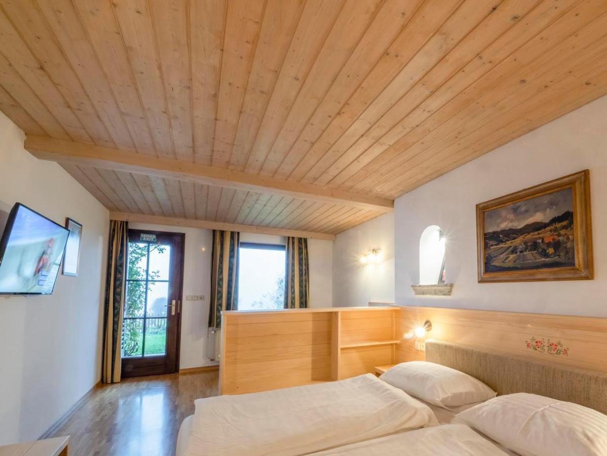 Kunstelj Pension Радовлица Экстерьер фото