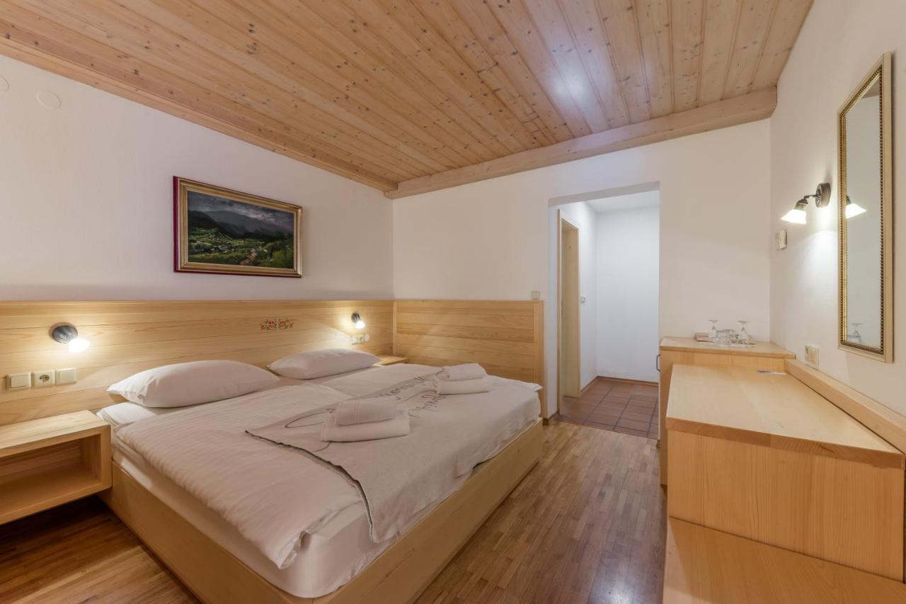 Kunstelj Pension Радовлица Экстерьер фото