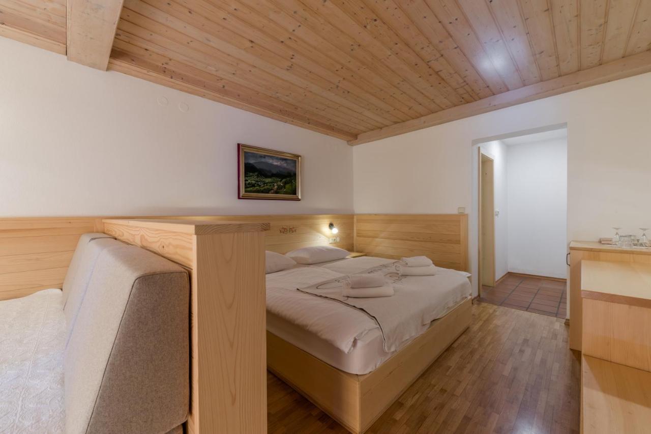 Kunstelj Pension Радовлица Экстерьер фото